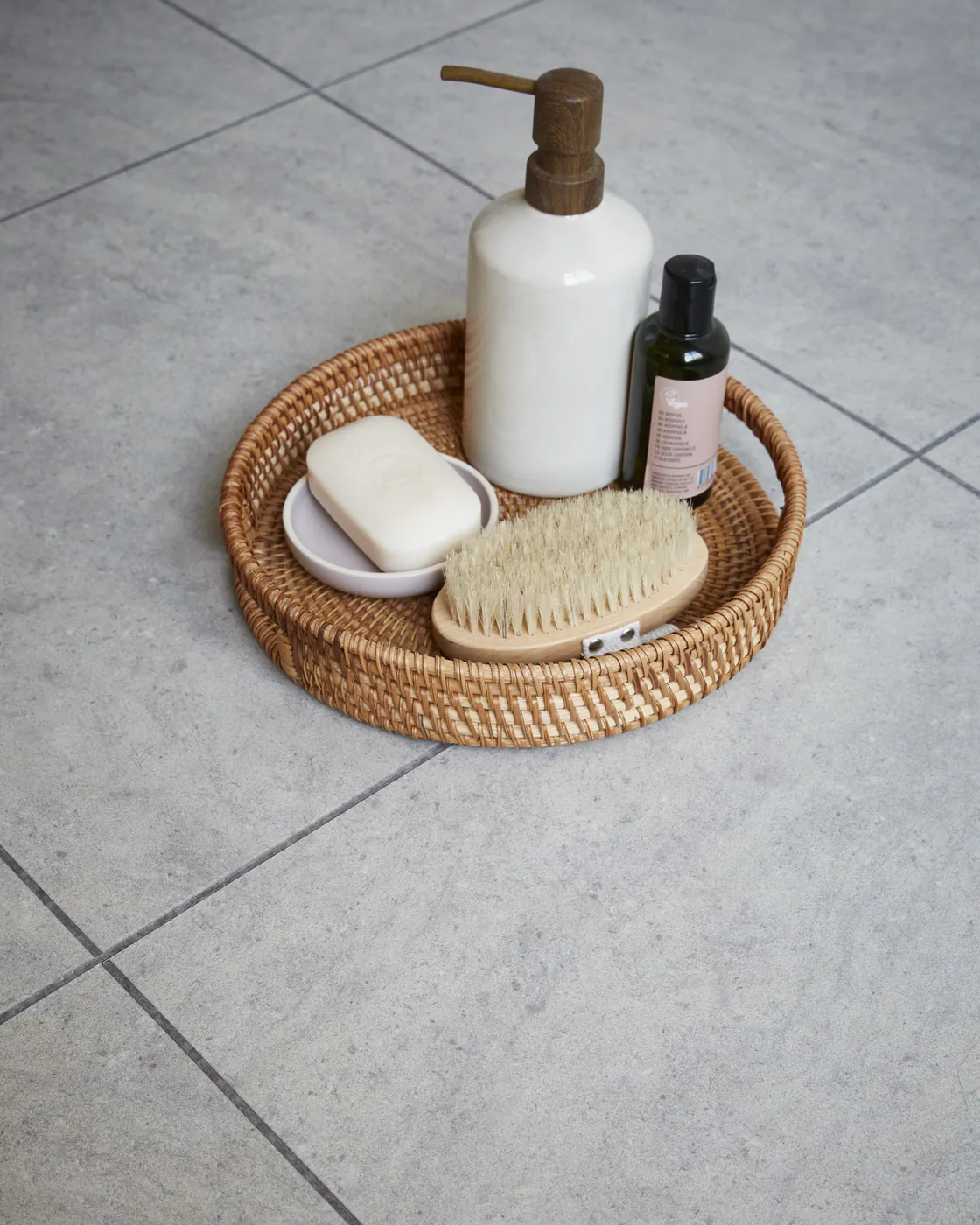 Détail des filets entre dalles Amtico Stria Ash