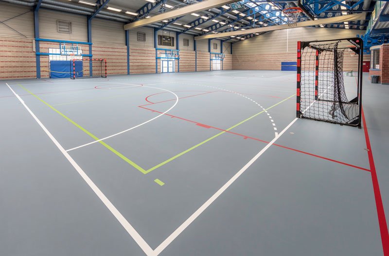Sol sportif d'un hall omnisports